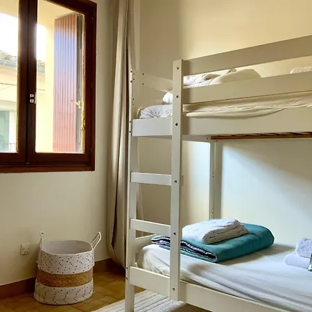 Casa vacanze Isabelle- Large Bright House With Courtyard! *